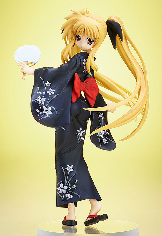 FIGURE-006750_01