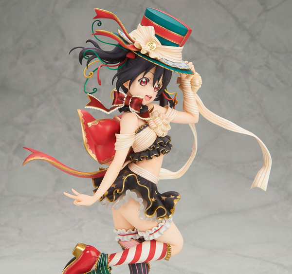 FIGURE-014713_08