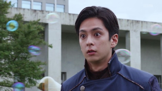 「仮面ライダーセイバー」第1話感想 (44)
