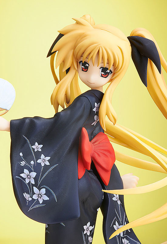 FIGURE-006750_04
