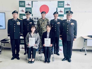 �ɱҥ�˥���