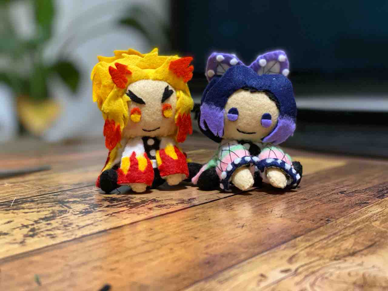 鬼滅の刃 胡蝶しのぶさんの座れる人形作った フェルトでキャラクターマスコットつくる人 鬼滅の刃 胡蝶しのぶさんの座れる人形作った フェルトでキャラクターマスコットつくる人