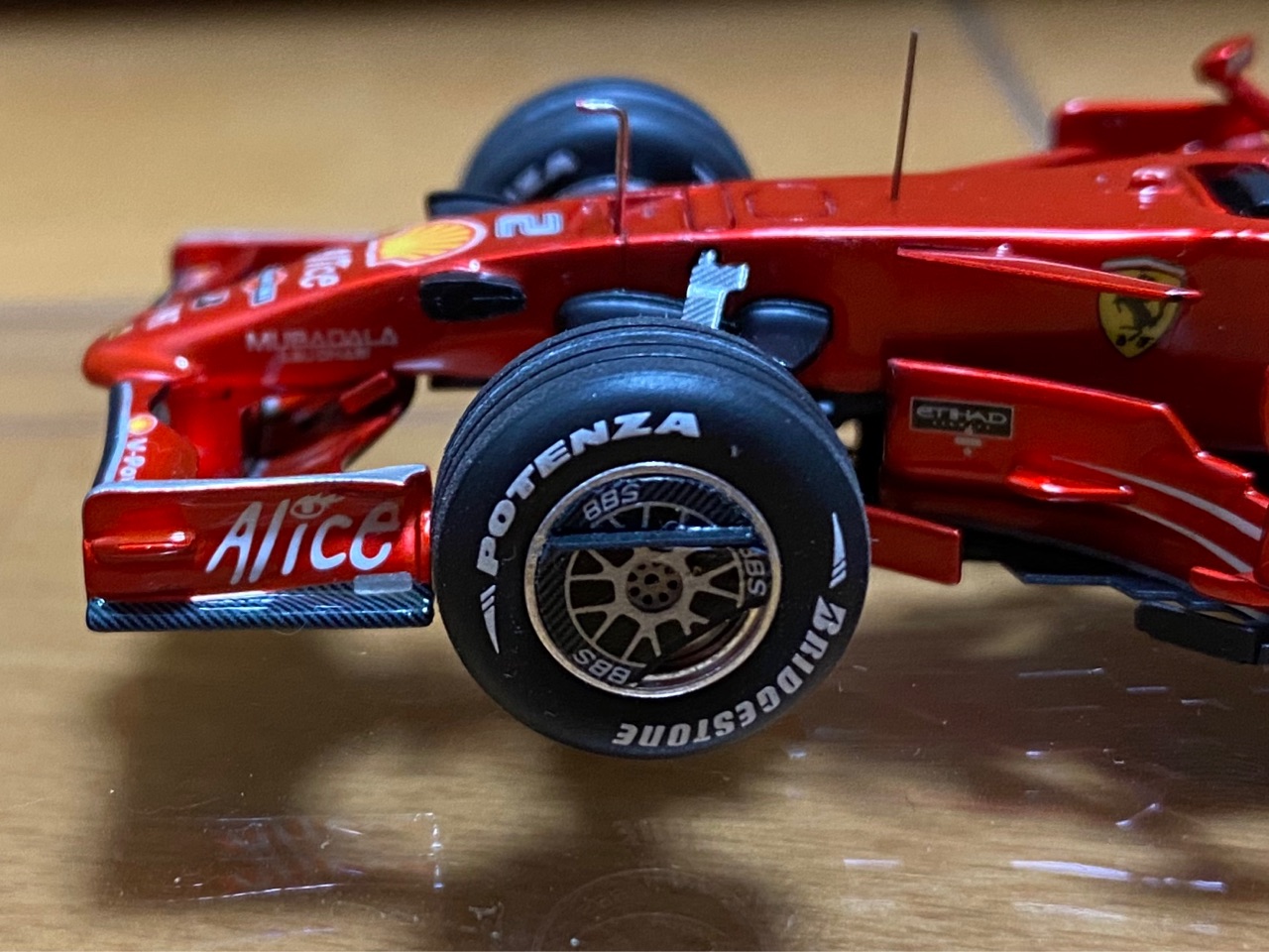 1/18 フェラーリF1 F2008 キミ・ライコネンフェリペ・マッサ