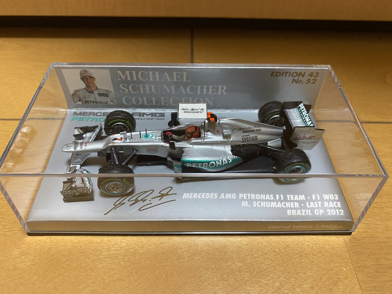 ミニチャンプス1/43メルセデスAMGW03 M.シューマッハ F1ラストレース ミニチャンプス1/43メルセデスAMGW03 M.シューマッハ F1ラスト