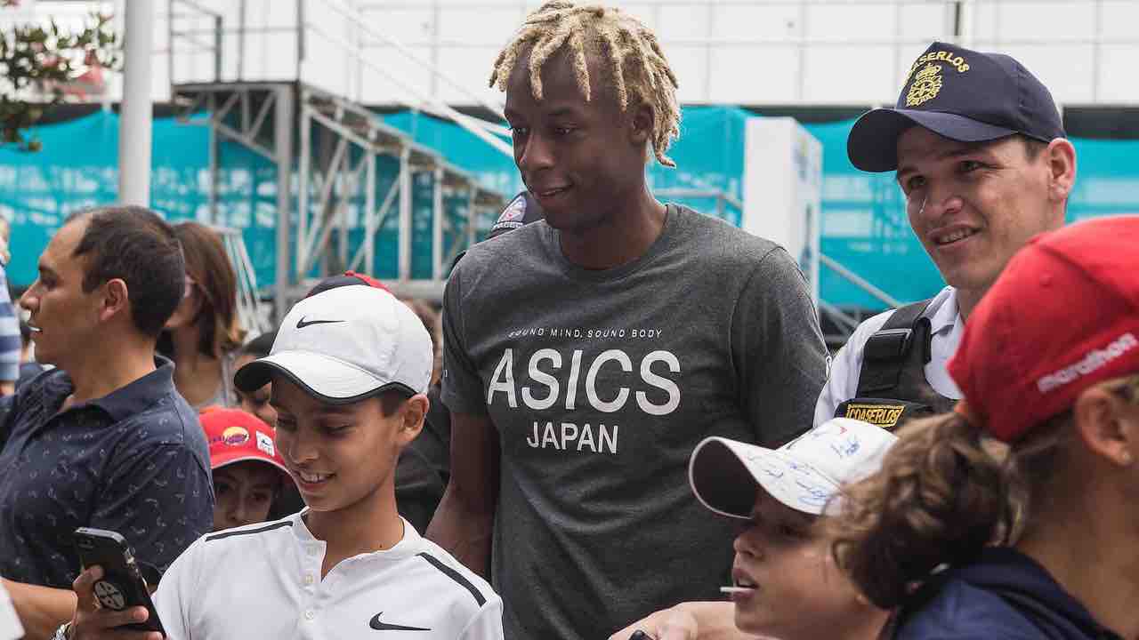 モンフィスがヘアチェンジ テニスのある日々 モンフィスがヘアチェンジ テニスのある日々