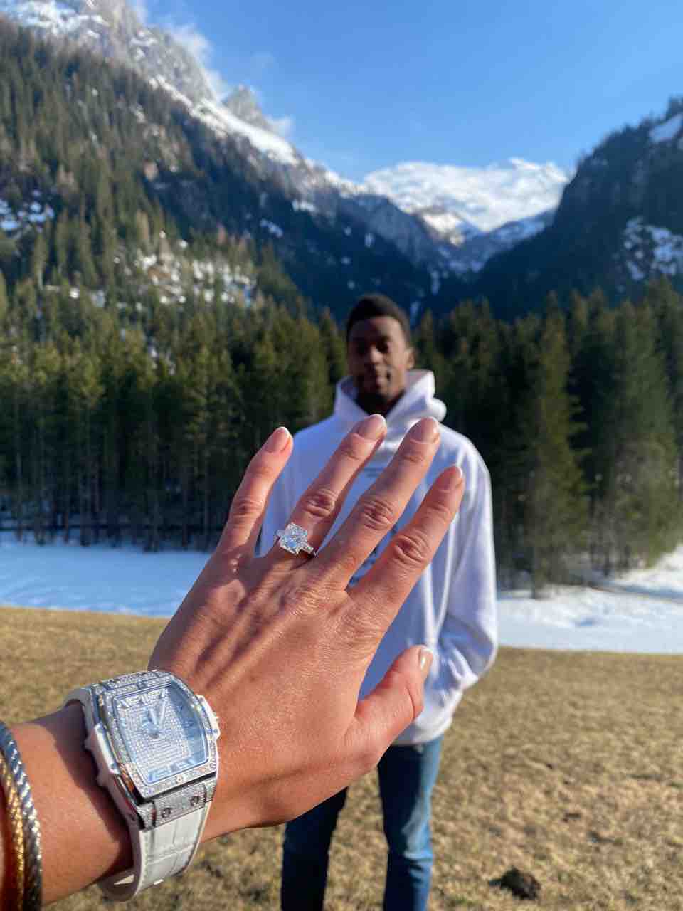 モンフィスとスビトリーナが婚約 テニスのある日々 モンフィスとスビトリーナが婚約 テニスのある日々