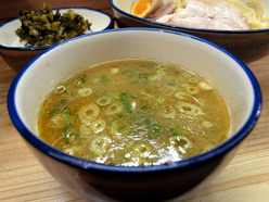 麺や 天四郎 味玉つけ麺(つけ汁)