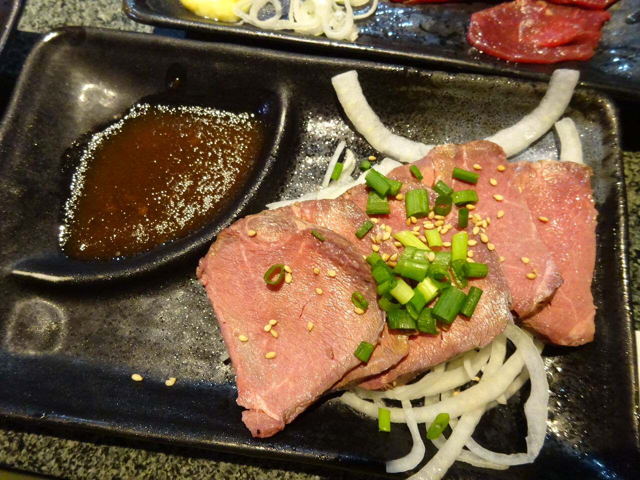 国産牛焼肉食べ放題 感激 どんどん 静岡石田店 タケダダイスケの 地底探検 国産牛焼肉食べ放題 感激 どんどん 静岡石田店 タケダダイスケの 地底探検