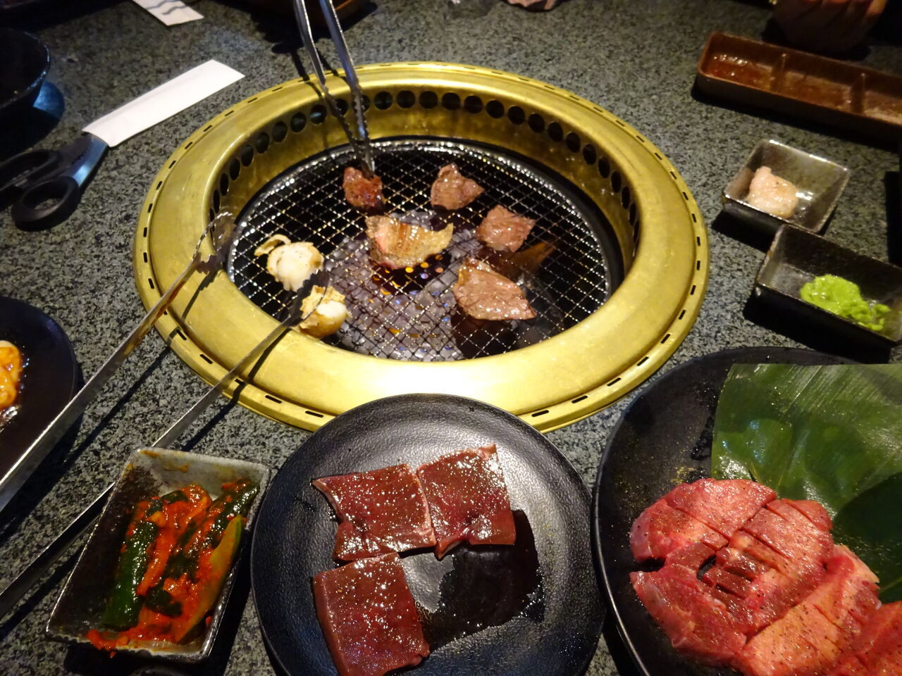 国産牛焼肉食べ放題 感激 どんどん 静岡石田店 タケダダイスケの 地底探検 国産牛焼肉食べ放題 感激 どんどん 静岡石田店 タケダダイスケの 地底探検