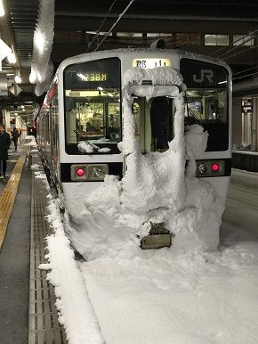 150311列車の雪