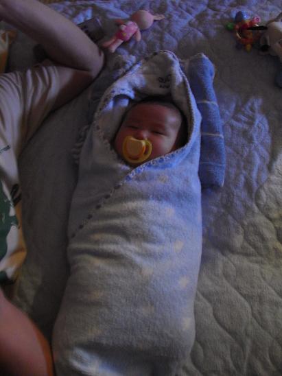 おくるみ 生後123日 みんな違うから面白い Lovehonaの育児日記