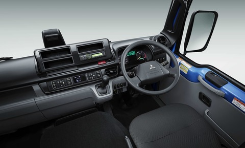 19R_cockpit_00001