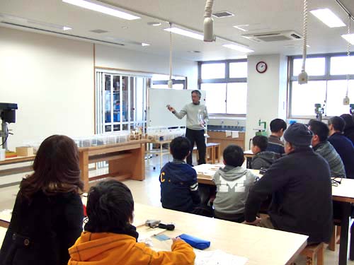 13�����003