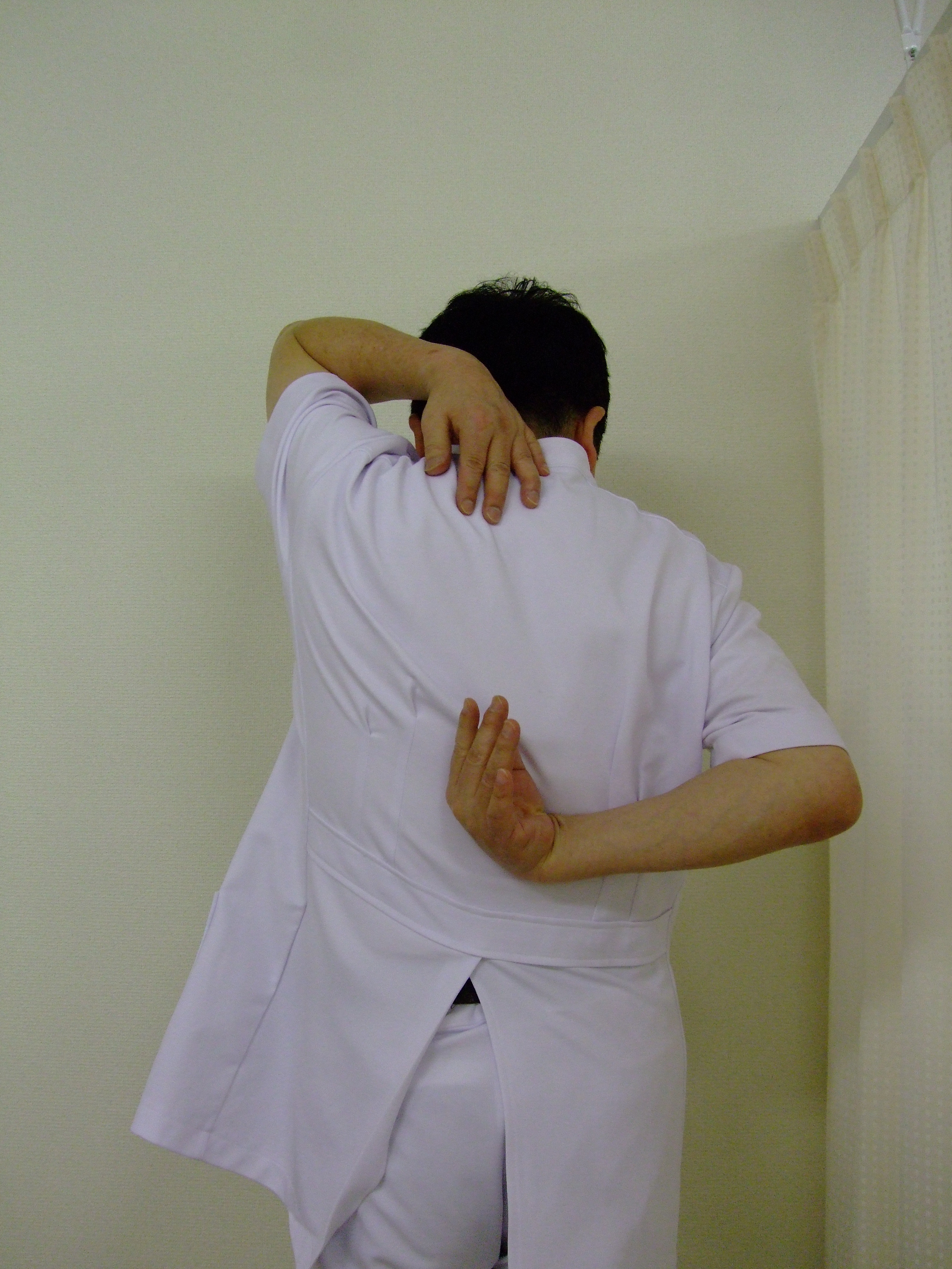 あべこべ体操 で肩こりを解消するメカニズムが解らない 泣 姿勢矯正士の独り言