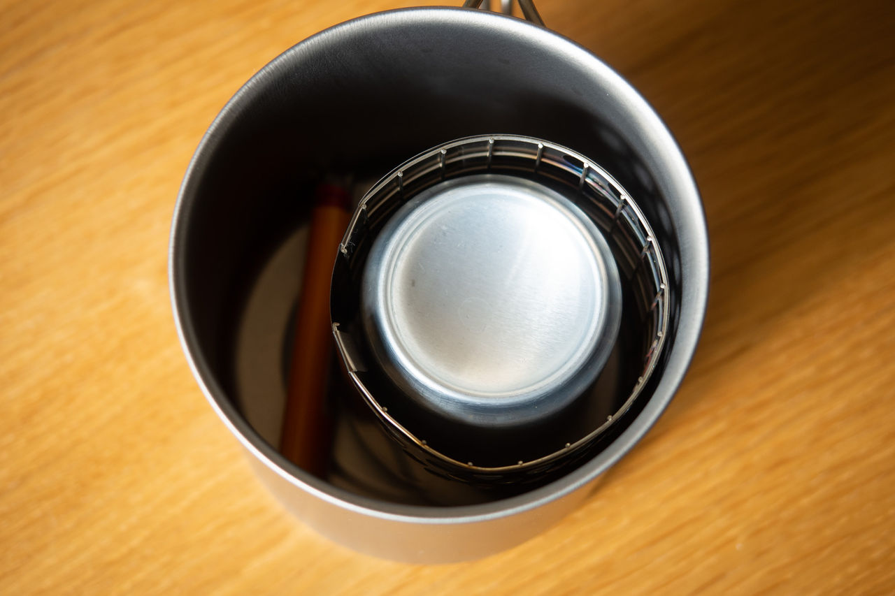 炊飯可能なチタンマグ [FREELIGHT Titanium Pot UL-600HR] : 山
