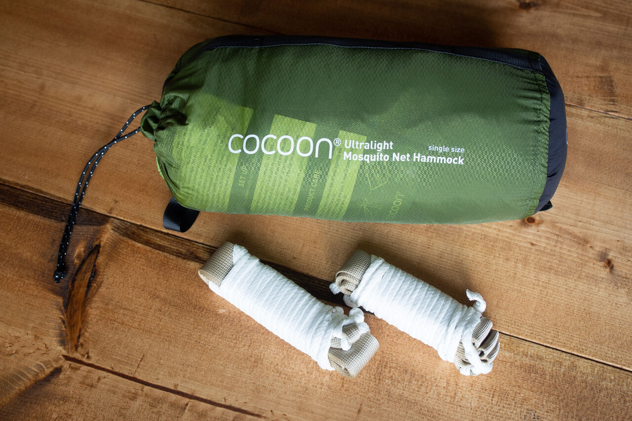 夏のハンモック [Cocoon Ultralight Mosquito Net Hammock] : 山に野に