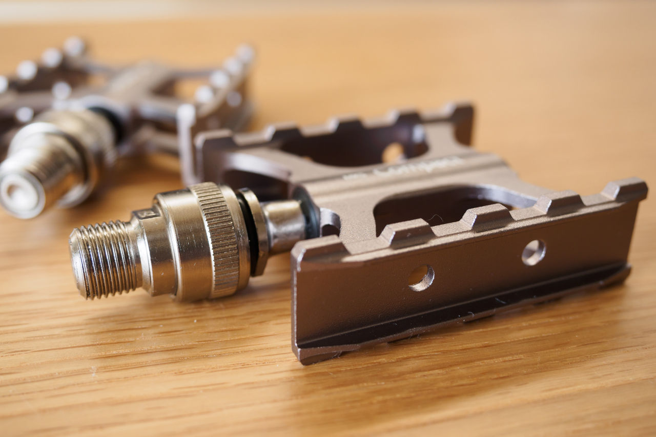 DAHON Speed Falcoのプチ軽量化(3) ～ ペダル交換(MKS Compact Ezy