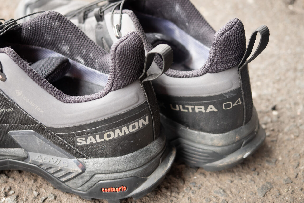 オールラウンダーなトレッキングシューズ [SALOMON X ULTRA 4 オールラウンダーなトレッキングシューズ [SALOMON X ULTRA 4