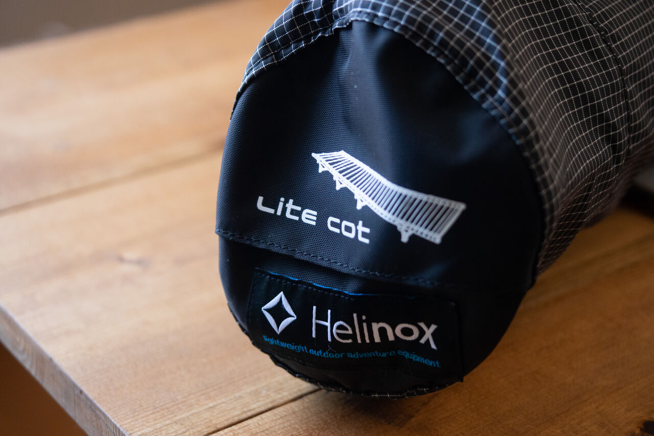 U.L.コット [Helinox ライトコット] : 山に野に川に呑みに