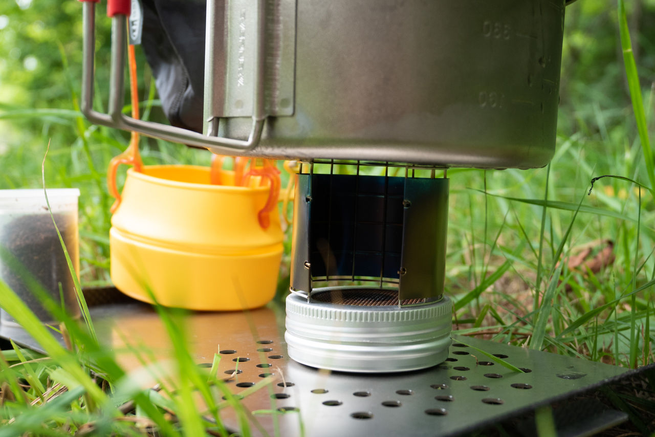 ミニマムを愉しむ [Sanpo's Fun Lite Gear Creep stove] : 山に