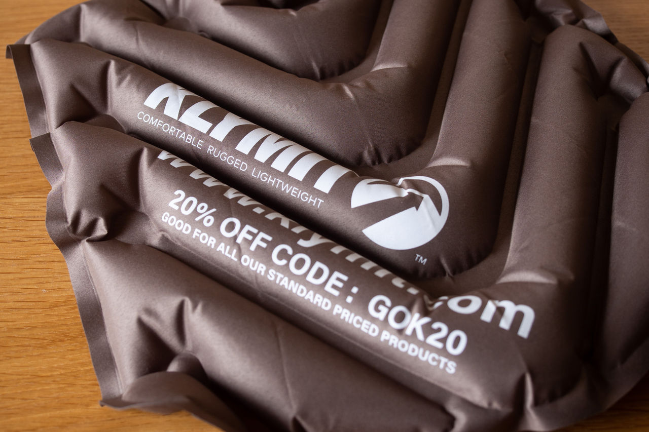 A KB クッション カバンにクッション忍ばせて [Klymit V Seat] : 山に野に川に呑みに