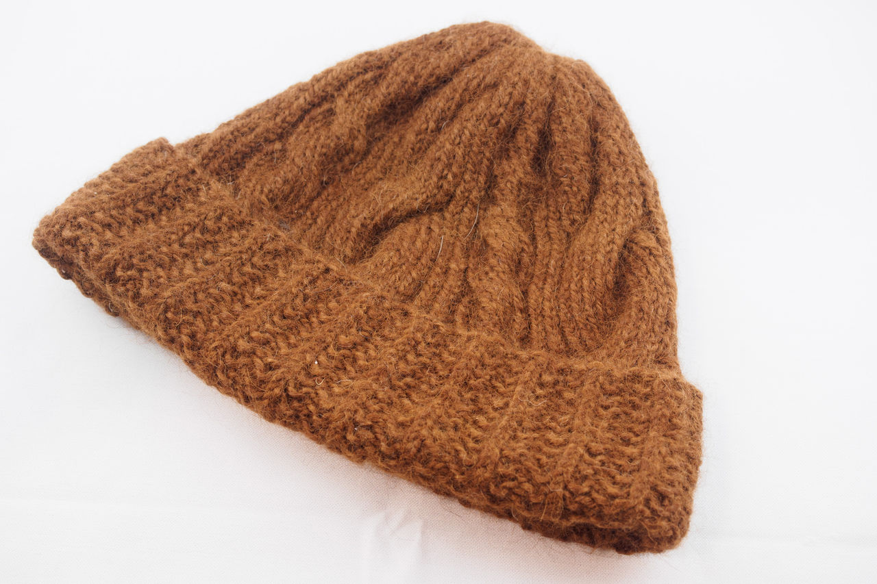 アルパカの優しさ Otopukeknit アルパカニットキャップ 山に野に川に呑みに アルパカの優しさ Otopukeknit アルパカニットキャップ 山に野に川に呑みに