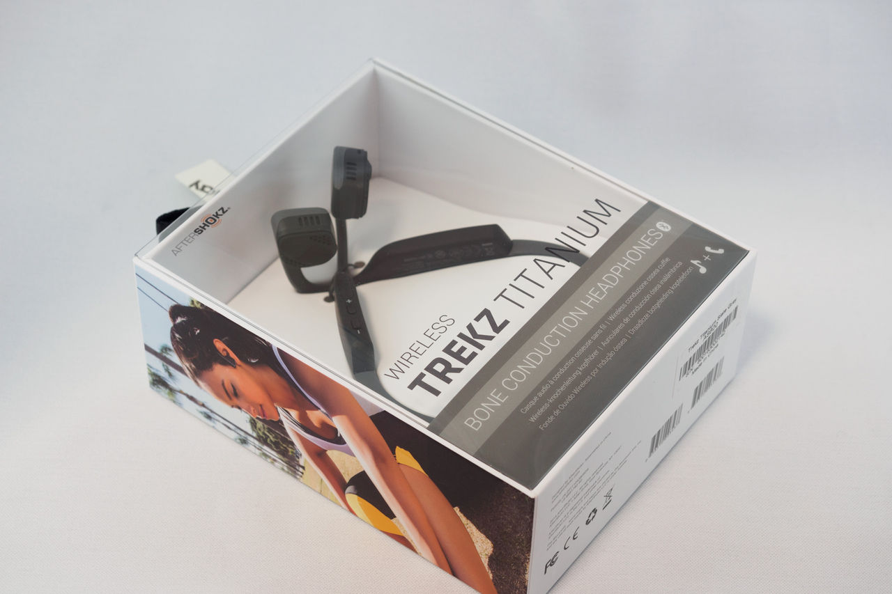 骨から伝わるmusic Aftershokz Trekz Titanium 山に野に川に呑みに