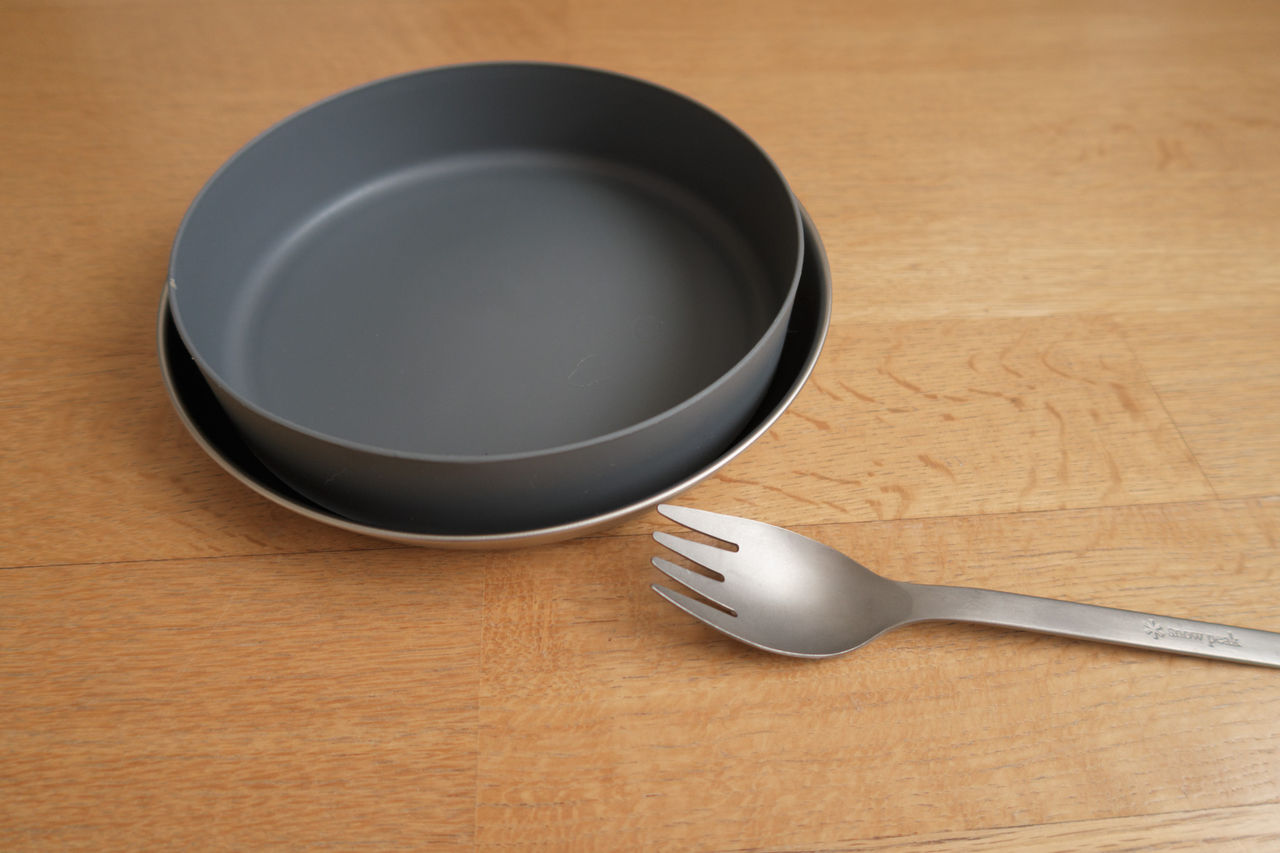 レビュー高評価の商品!の商品をすべて ご飯は美味しく美しく ~ snow peak チタントレックプレート 皿