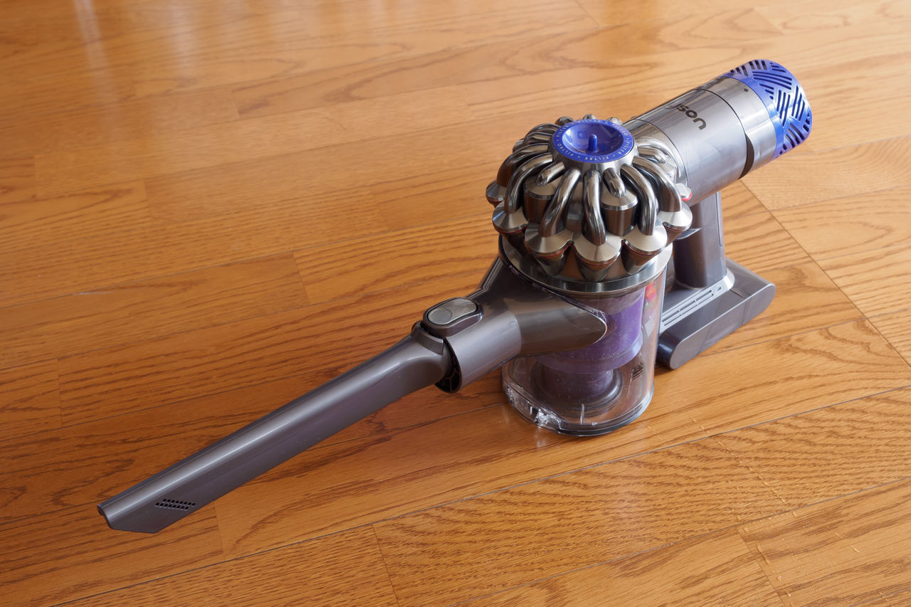 憧れの吸引力 ～ Dyson V6 MotorHead : 山に野に川に呑みに