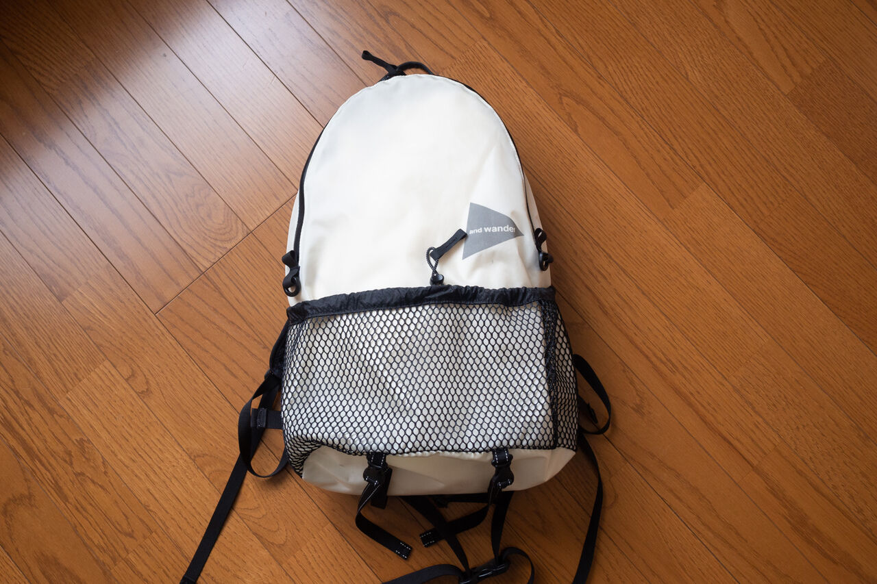 街8：山2くらいで [and wander 20L Day Pack] : 山に野に川に呑みに