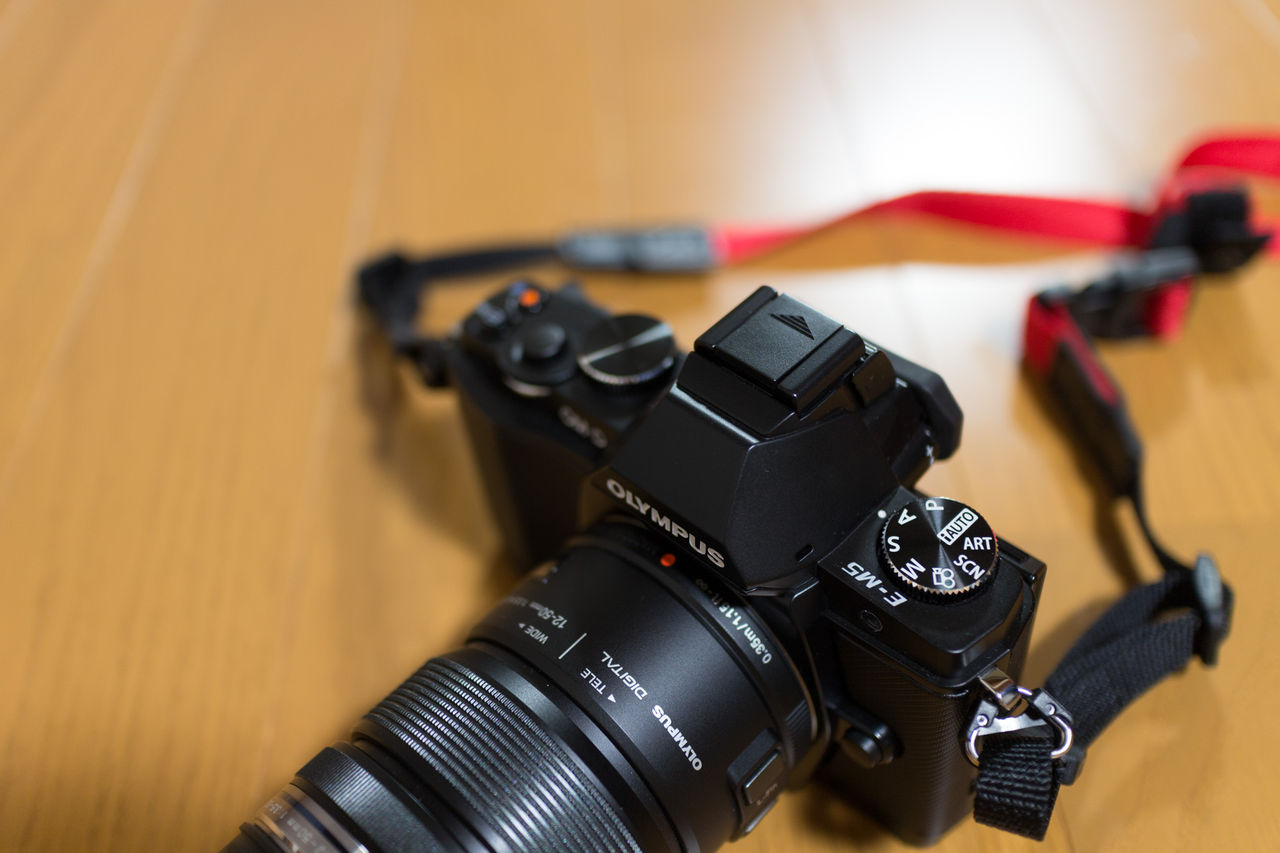The山カメラ ～ Olympus OM-D E-M5 : 山に野に川に呑みに