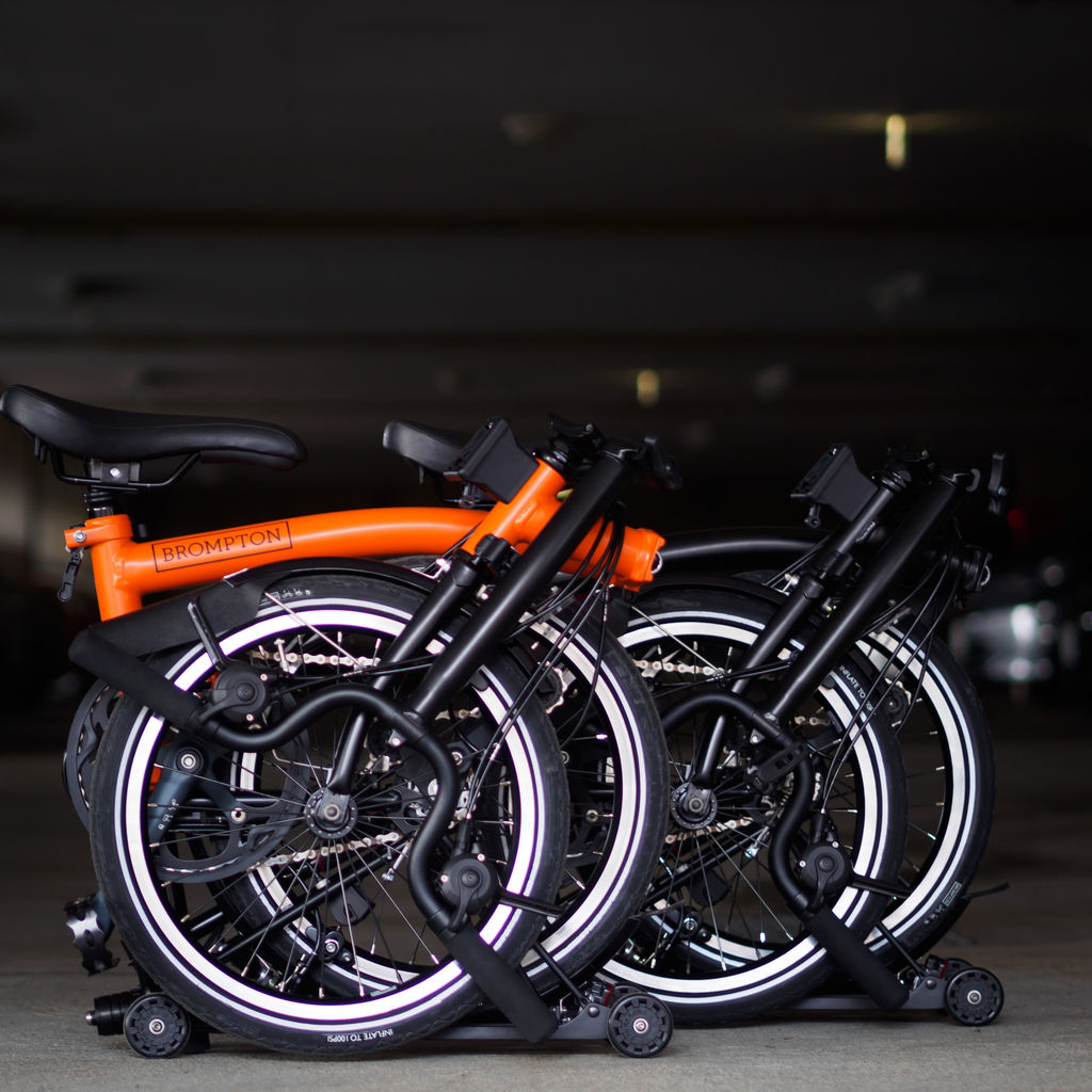 The Brompton bicycle (2017 BLACK EDITION M6R) : 山に野に川に呑みに