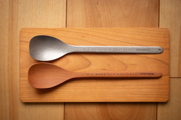 これが噂のスプチュラか [EVERNEW Sputura / Sputura Ti] : 山に野に川