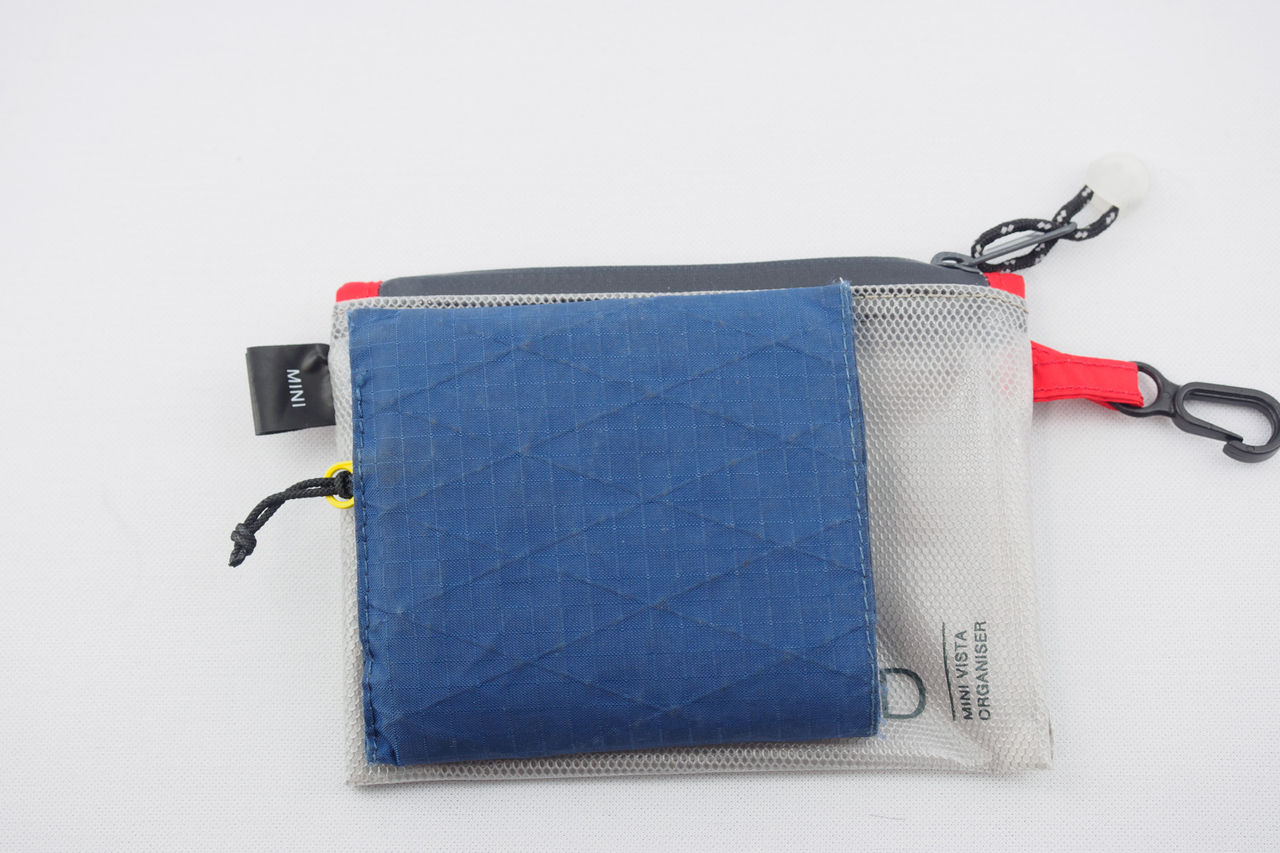 極小防水ケース ～ EXPED VISTA ORGANISER MINI : 山に野に川に呑みに