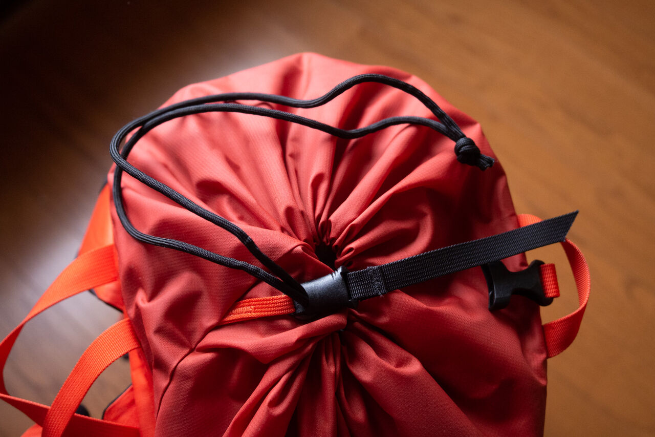 カッコイイ防水ザック Arc Teryx Alpha Fl 30 山に野に川に呑みに