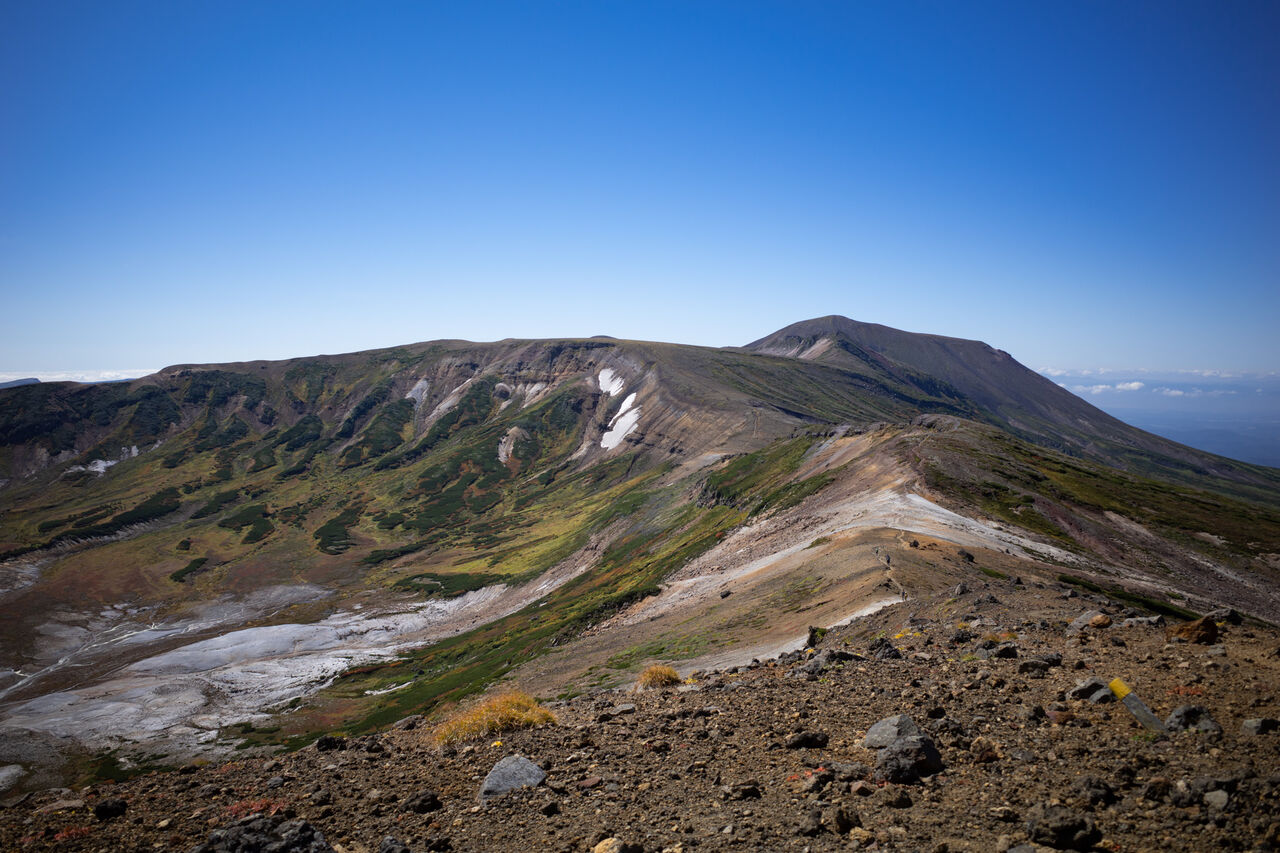 大雪山お鉢巡り (9/4) : 山に野に川に呑みに