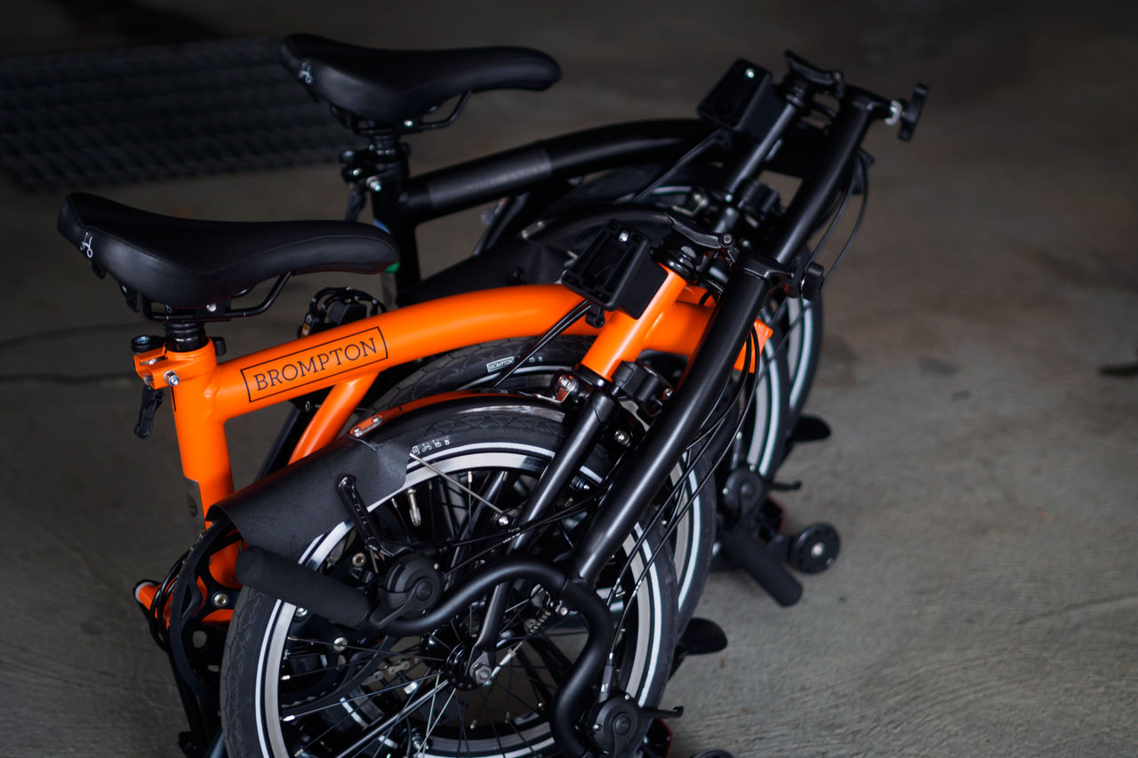 The Brompton bicycle (2017 BLACK EDITION M6R) : 山に野に川に呑みに