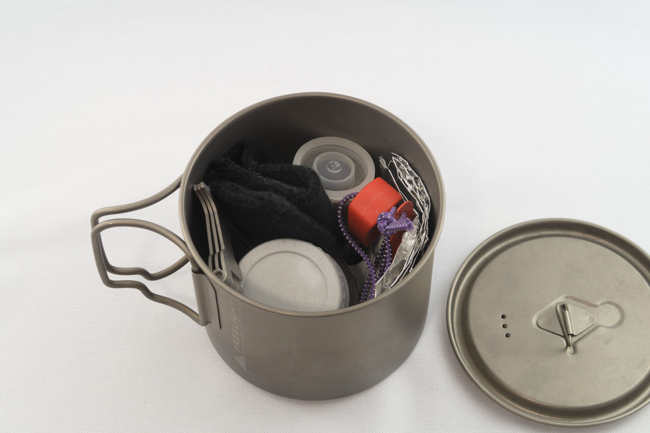 お気に入りのチタンマグ Freelight Titanium 550 Cookpot 山に野に川に呑みに お気に入りのチタンマグ Freelight Titanium 550 Cookpot 山に野に川に呑みに