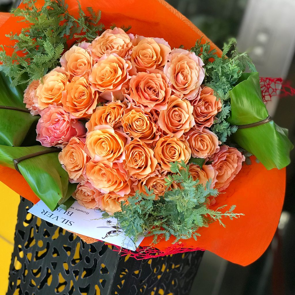 オレンジのバラのブーケ Boxフラワー 花束 アレンジ プリザーブドフラワー わくわくサプライズ花ギフト専門店 花工房ぎんのもり