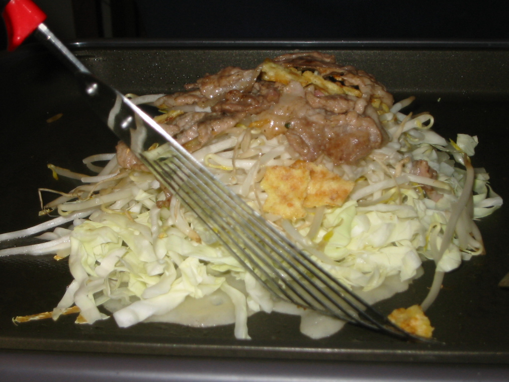 広島風お好み焼きの正しい 焼き方 ぼちぼちぽちり