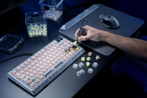 Basilisk-V3-Pro-35K-Phantom-White-Edition_03