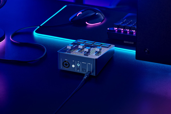 razer-audio-mixer-gallery-04_1500x1000