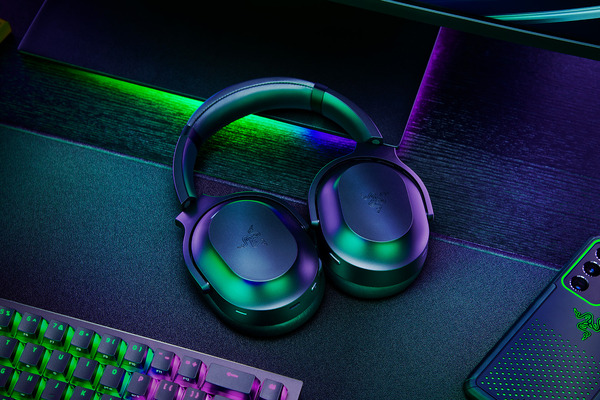 razer-barracuda-pro-gallery-02_1500x1000