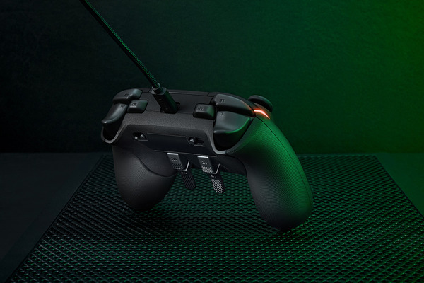 razer-wolverine-v2-chroma-10-1500x1000