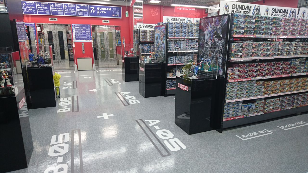 ヤマダ電機 ガンダムフロア リニューアルオープン ガンプラクエスト Powered By Ring