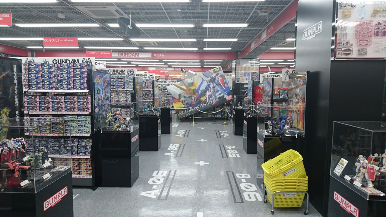 ヤマダ電機 ガンダムフロア リニューアルオープン ガンプラクエスト Powered By Ring