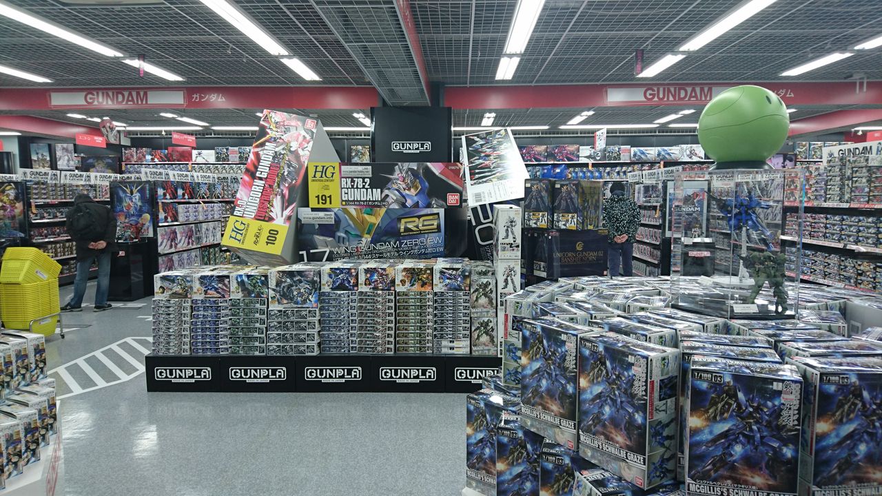 ヤマダ電機 ガンダムフロア リニューアルオープン ガンプラクエスト Powered By Ring