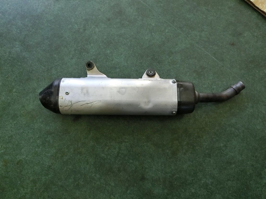 サイレンサーグラスウールの定期交換 バイク修理人生