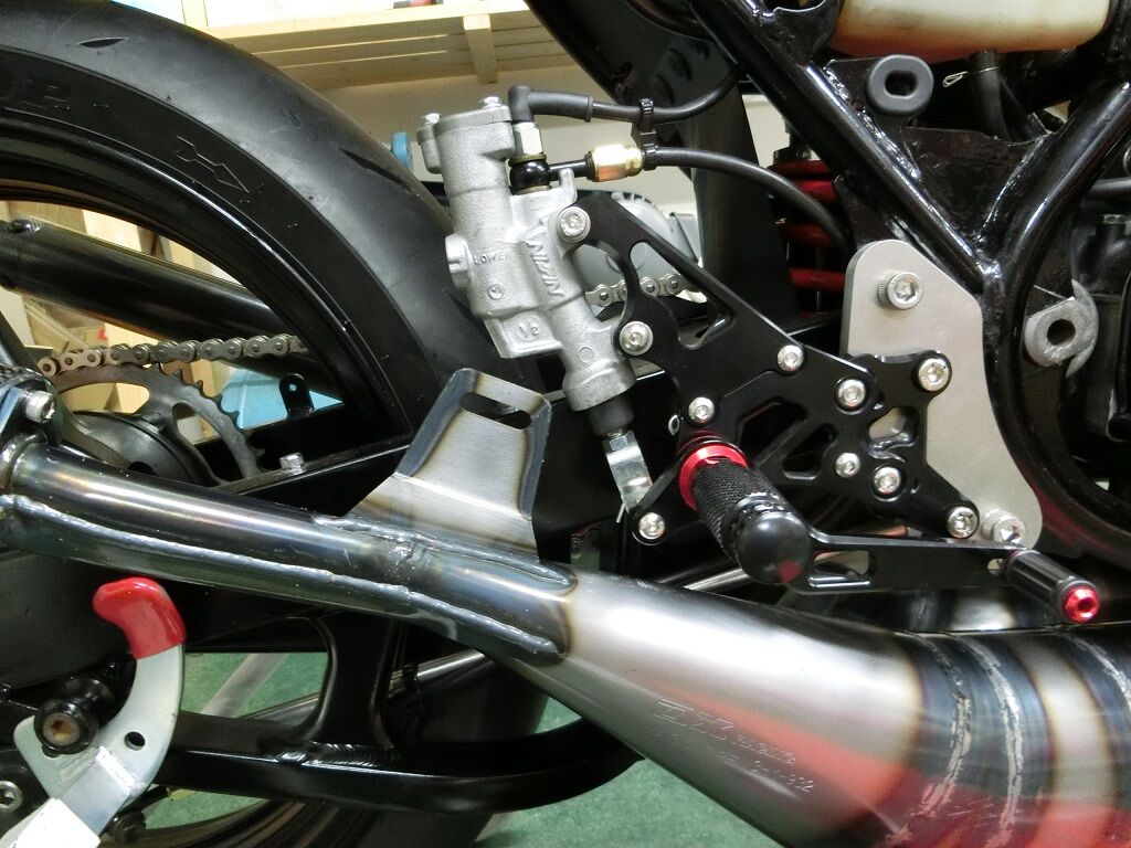 RZ250　ユーゾーチャンバー用　フランジ　取付ステー RZ250 ユーゾーチャンバー用 フランジ 取付ステー - メルカリ