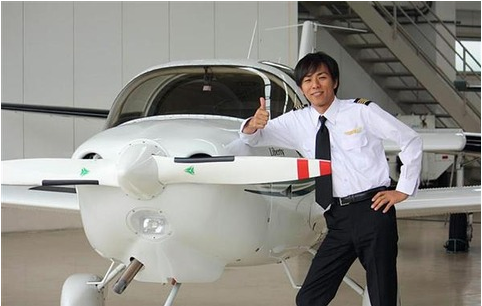 調布飛行機墜落事故 川村泰史機長がヤバイ人物だと2chで話題に 小型機ja4060墜落原因は機体トラブル 現場映像youtube動画 Facebook顔写真画像あり ネットで話題 いいね 速報